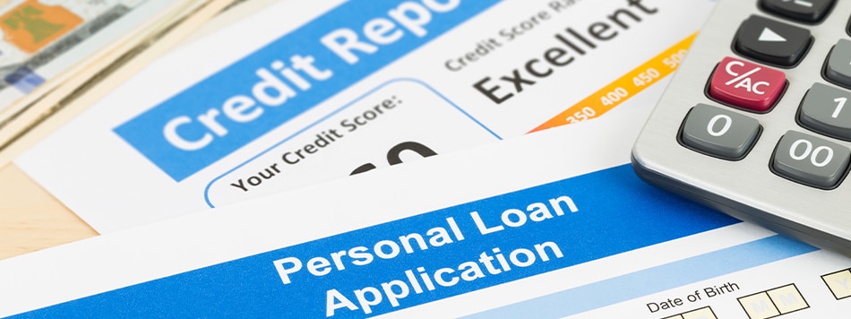 Loan-papers-and-excellent-credit-score